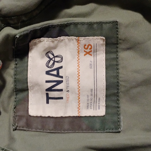 TNA army Jacket - Picture 2 of 2